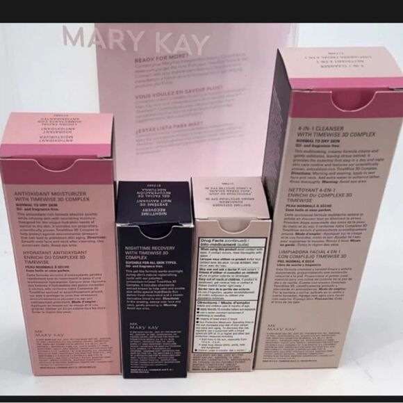 Mary Kay TimeWise Miracle Set with Pink and Black Accents - Picture 3 of 7